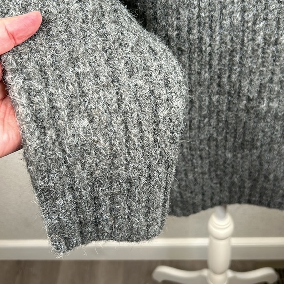 Uniqlo Wool Blend Gray Ribbed Crewneck Long Sleeve Oversized Sweater Size XL - Picture 3 of 6